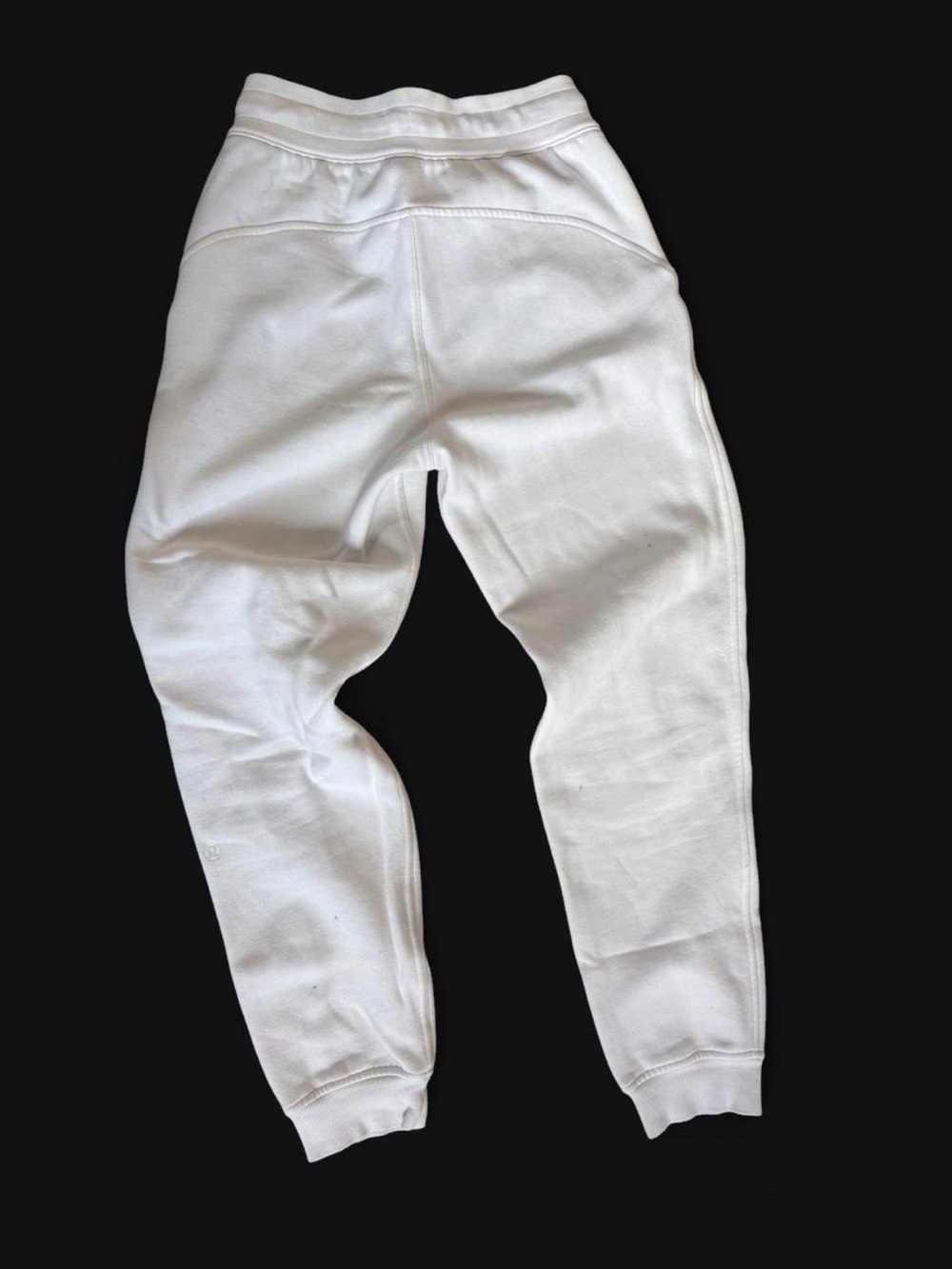 Lululemon Scuba White Jogger Sweatpants | Embroidered Logo | Size 2